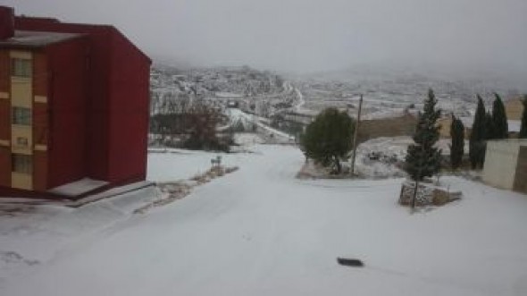 La nieve obliga a usar cadenas en 7 tramos de carreteras turolenses