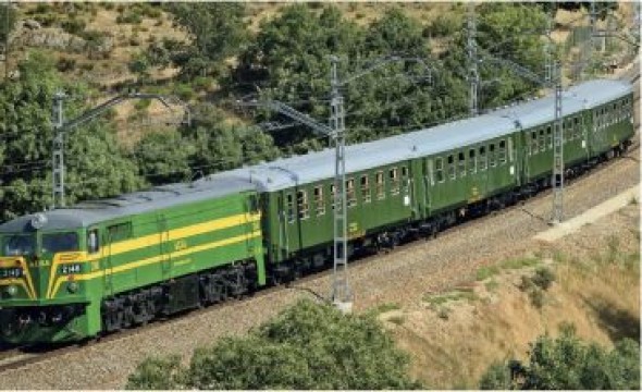 Un tren histórico de los años 60 fletado por PTG Tours llegará a Teruel el día 26