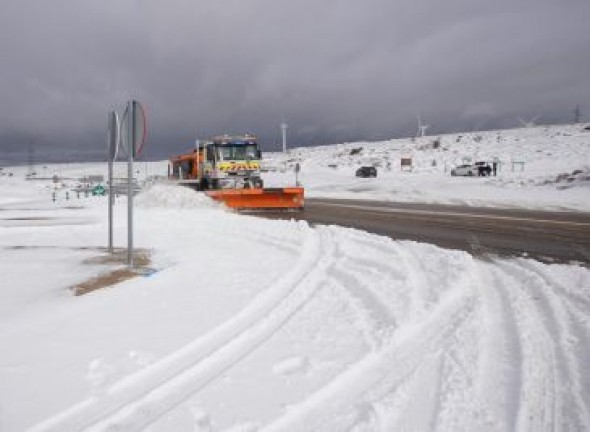 La nieve crea problemas en algunas carreteras de las provincia