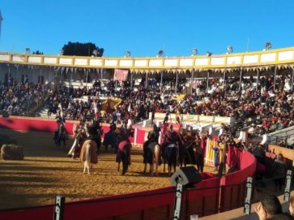 Excelente ambiente en la plaza de toros de Teruel para disfrutar del torneo medieval