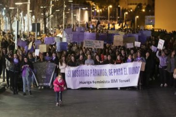 Una marea morada grita alto y claro que Teruel y sus pueblos necesitan erradicar el machismo