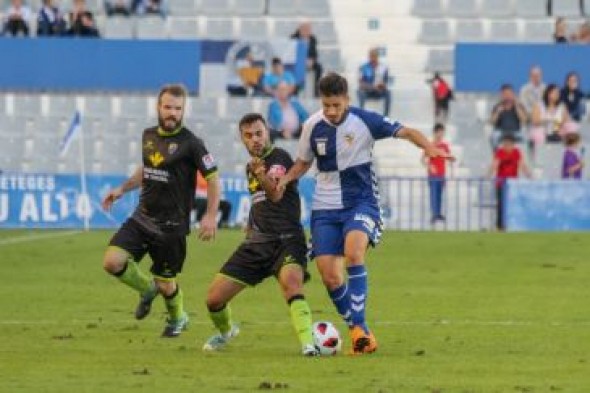 El CD Teruel busca catapultarse en la clasificación ante el Sabadell