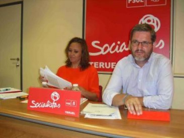 Mayte Pérez defenderá la candidatura de Urquizu ante la dirección federal del PSOE, que plantea sustituirle