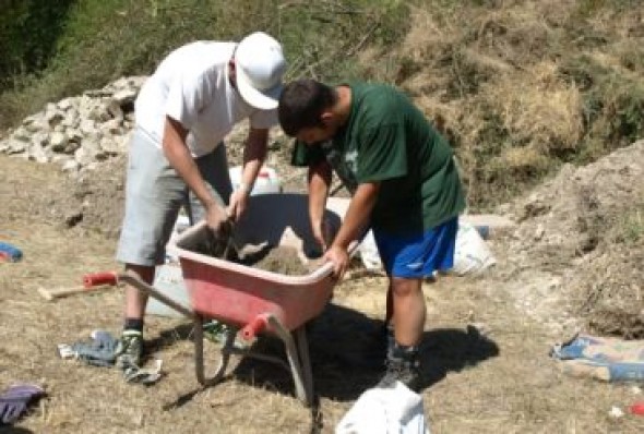 El Instituto Aragonés de la Juventud oferta 444 plazas para 128 campos de voluntariado juvenil, cinco de ellos en Teruel