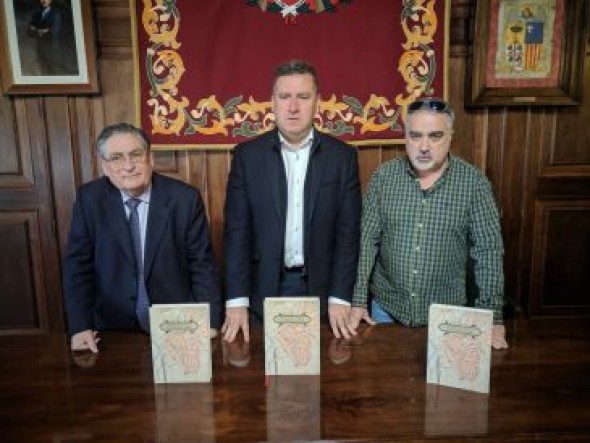 El escritor Javier Sierra presenta este miércoles en Teruel el libro de Vidal Muñoz sobre las calles de la ciudad