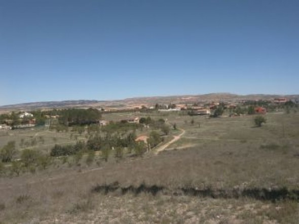 Catorce familias que viven en la zona de Las Viñas piden al Ayuntamiento de Teruel que no les expropien