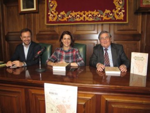 El nuevo libro del historiador Vidal Muñoz cuenta la historia de Teruel a través de sus calles