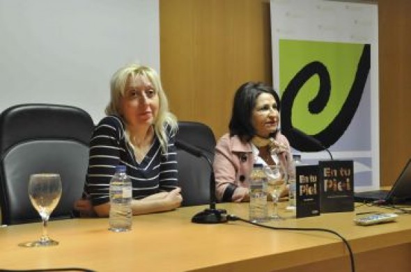 La realizadora aragonesa Vicky Calavia presenta en Teruel su documental sobre racismo e intolerancia
