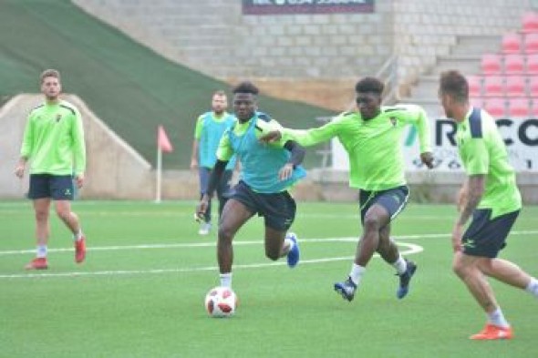 El CD Teruel se juega en Cornellá a las 18:00 horas seguir en Segunda B