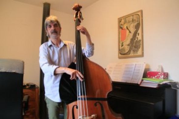 Ángel Fernández, Coco Balasch, músico: “Casi todo lo que se hace en esta vida es por amor, por eso vivo en el Matarraña”