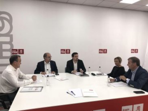 El PSOE negociará con el PAR como socio preferente y propone un acuerdo de centralidad y estabilidad para Aragón