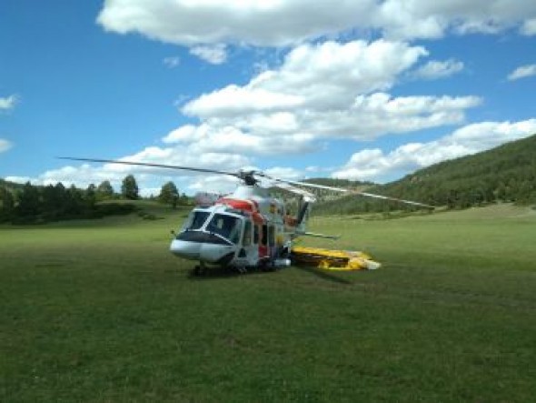 Rescatan con heridas leves al piloto de un helicóptero de Salvamento Marítimo en Cuenca tras un accidente en la Sierra de Albarracín