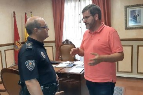 Ignacio Urquizu repone a Pedro Obón como oficial jefe de la Policía Local de Alcañiz