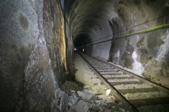 Teruel Existe recopila mil imágenes que justifican la intervención en la línea ferroviaria turolense