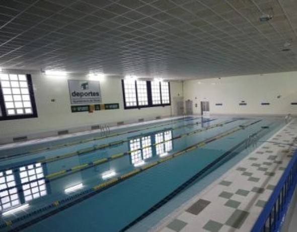 La piscina climatizada de Teruel, cerrada hasta media mañana al no contar con socorrista
