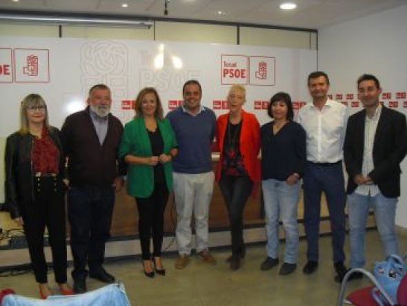 El PSOE presenta sus candidaturas a Congreso y Senado y recalca el compromiso histórico que siempre ha tenido con la provincia