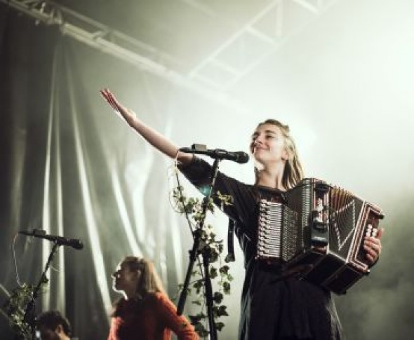 Josune Arakistain, cantante de Huntza, que estará este sábado en Allepuz: “Pese al éxito de ‘Aldapan gora’ seguimos siendo un grupo de pueblo”