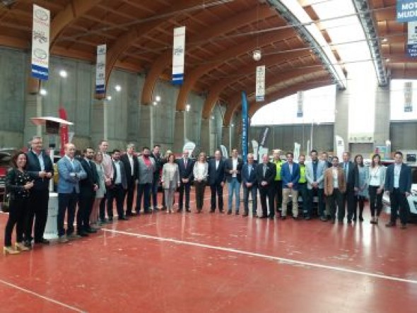 Arranca la XIV Feria Sobre Ruedas de Teruel con 14 marcas y 182 vehículos