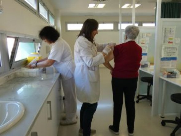 Teruel empieza a vacunar contra la gripe con 31.570 dosis