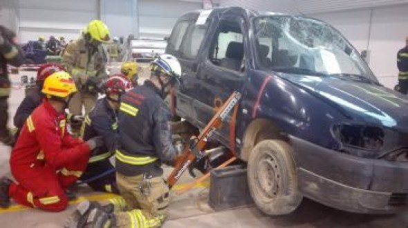 Los bomberos se despiden de TechnoPark tras participar en 12 talleres formativos