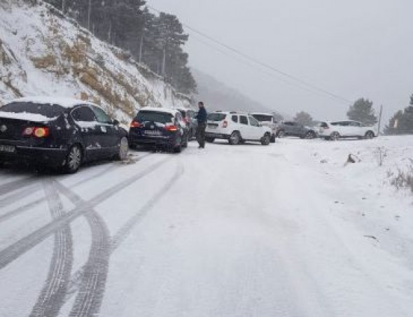 El temporal deja carreteras con cadenas en Teruel pero lo peor se espera para hoy