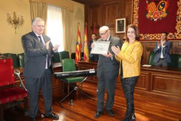Teruel rinde homenaje al experto sobre los Amantes y poeta Gregorio A. Gómez en su 90 cumpleaños