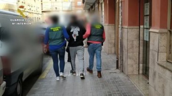 La Guardia Civil de Teruel detiene a diez personas y desarticula un grupo criminal que había estafado más de 850.000 euros a entidades financieras nacionales e internacionales