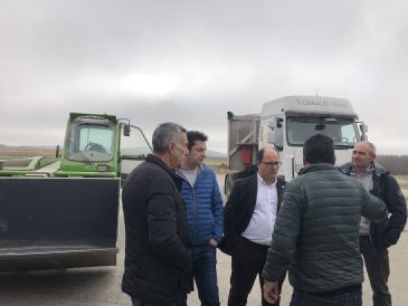 La DPT colaborará en la mejora y mantenimiento del acceso a la cooperativa Cereales Teruel en Aguilar del Alfambra