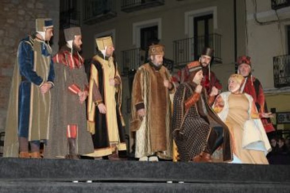 Teruel recrea la historia de los Amantes y regresa al siglo XIII para ver cómo el destino le juega una mala pasada a Isabel