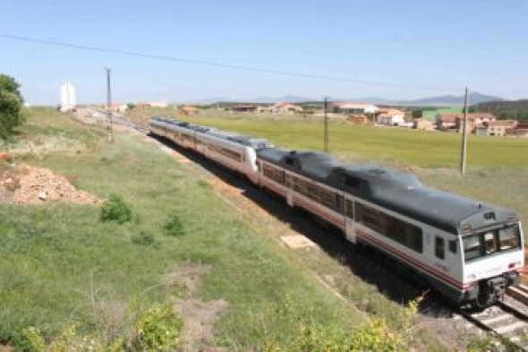 Entran en funcionamiento el 1 de marzo las nuevas paradas facultativas en la línea ferroviaria entre Teruel y Zaragoza