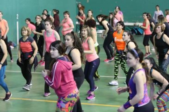 Un centenar de personas disfrutan del segundo Zumba Lovers de Teruel