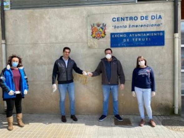 Gasóleos Teruel dona 1.000 euros de combustible al programa de voluntariado Aislados pero no solos