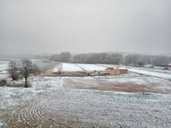 La nieve empieza a provocar dificultades en las carreteras turolenses, en la N-420 y la A-1511