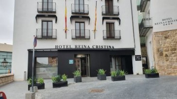 Los sanitarios de Teruel podrán usar de forma gratuita el hotel Reina Cristina de la capital