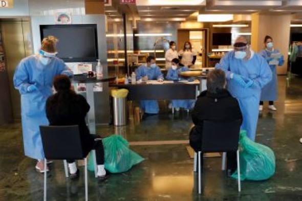 El coronavirus suma en España otros 605 muertos, la cifra más baja desde el 24 de marzo