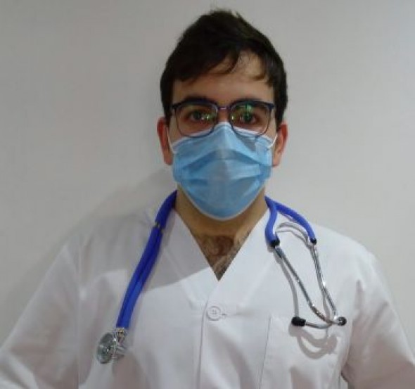 Álvaro Martínez Lahoz, enfermero de la residencia de Gea para casos de Covid19: “Intentamos ser la familia de los ancianos, su situación no es fácil”