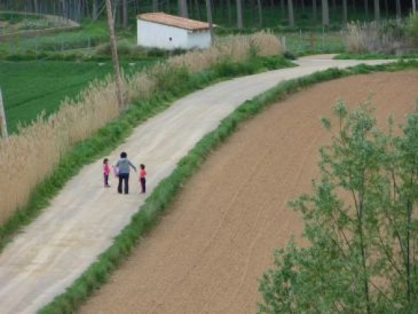 En el día de salida a las calles, los barrios pedáneos de Teruel mantienen horarios de municipios de más de 5.000 habitantes para hacer deporte