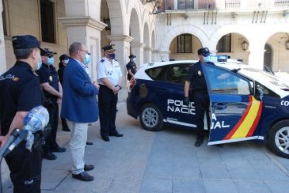 La Policía Nacional de Teruel incorpora un vehículo i-ZETA radiopatrulla