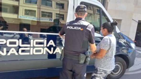 Enviada a prisión una mujer tras apuñalar a su pareja en el barrio de San Julián de Teruel