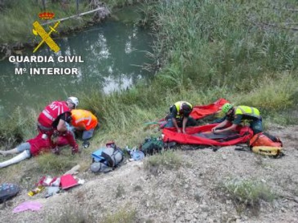 La Guardia Civil de Teruel rescata a una senderista herida en el recorrido fluvial de Calomarde a Frías de Albarracín