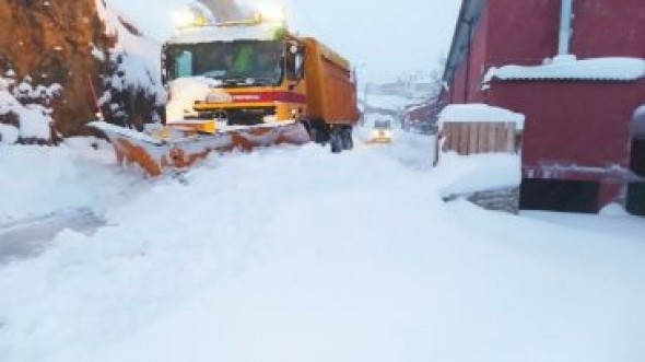 La Unidad Militar de Emergencias se activará este domingo en Teruel y Zaragoza por las nevadas