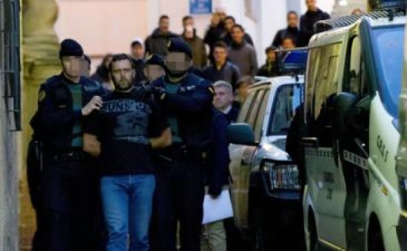 La Audiencia de Teruel cita a sesenta personas en el juicio por el triple crimen de Andorra