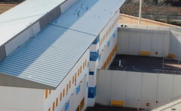 Remite el brote de Covid que afectó a 132 internos de la cárcel de Teruel: otros 28 presos dejan de estar confinados