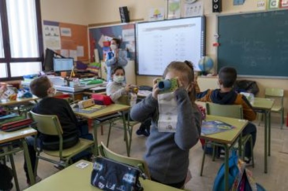 Aprender en tiempos de pandemia: así es el día a día en un colegio de Teruel con las medidas contra la covid