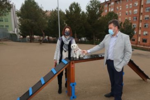 El nuevo parque de perros de Teruel incluye un circuito de agility