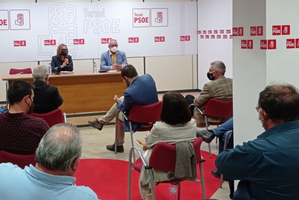 Mayte Pérez traslada a la Comunidad de Teruel el momento de oportunidades inversoras que vive la provincia