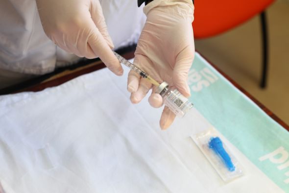 Abierta la vacuna para las personas que cumplen 43 y 42 años en 2021