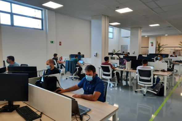 El Centro de Competencias Digitales de Renfe inicia actividad en Teruel tras finalizar la formación de sus profesionales