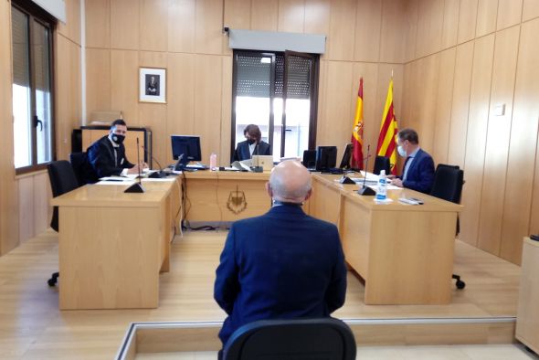 Absuelto el secretario de la Diputación de Teruel con todos los pronunciamientos favorables de la juez