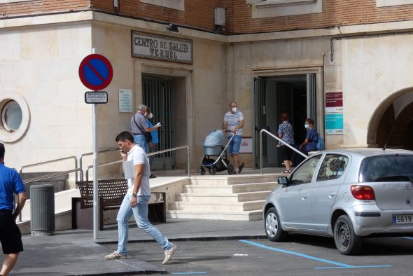 Clara mejoría de la situación covid en Teruel: descenso de un 32% en las hospitalizaciones y 29 nuevos casos, 19 menos que hace una semana